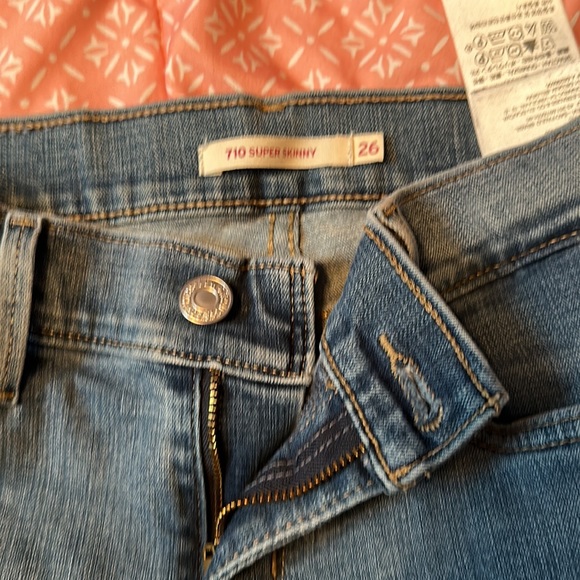 Jeans - Picture 3 of 3